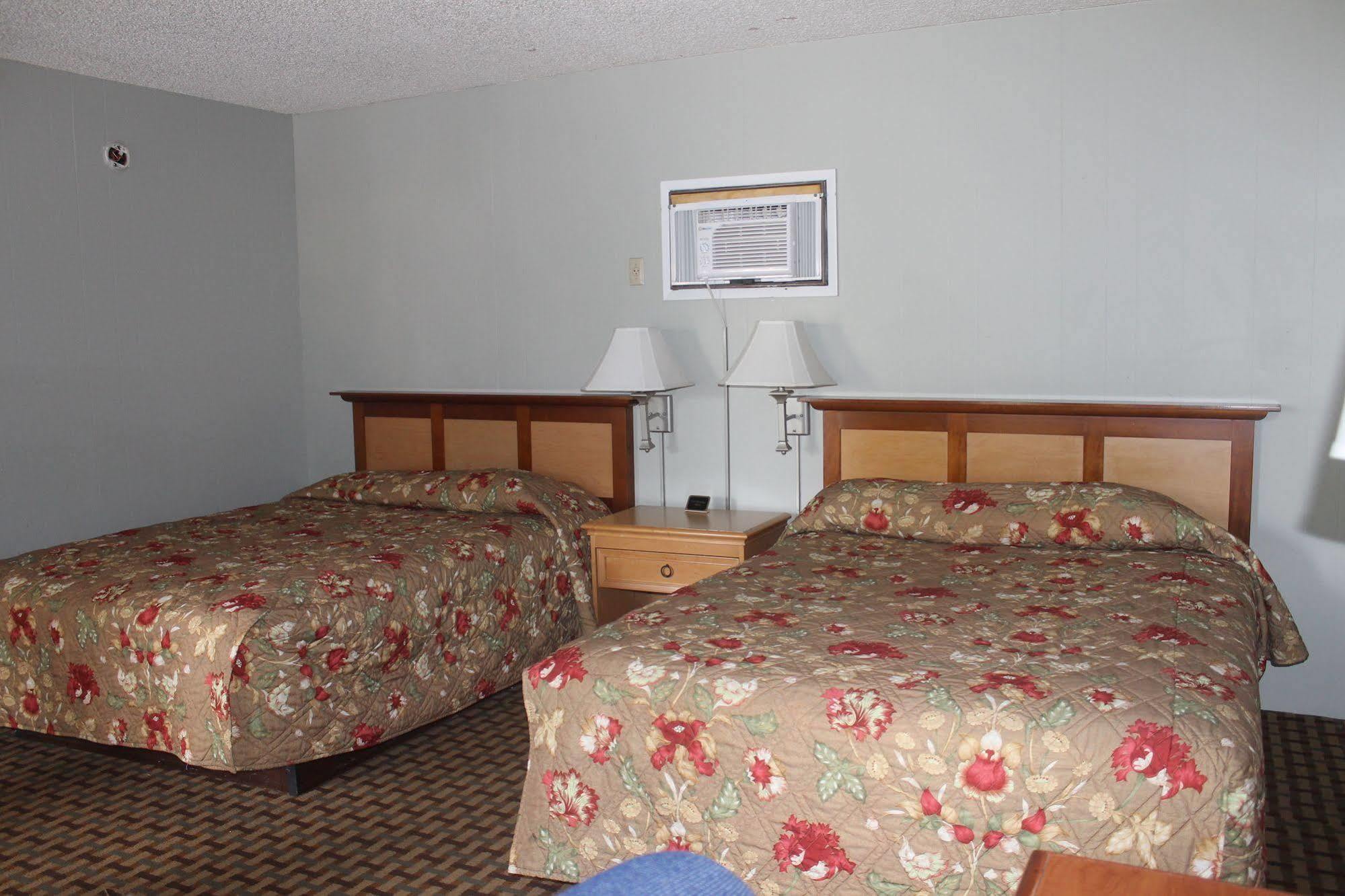 Coach N Four Motel Grass Valley Exterior foto